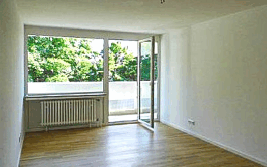 München-Sendling: Helle sonnige 3-Zi. Whg. mit gr. Süd-Blk Bad mit Fenster